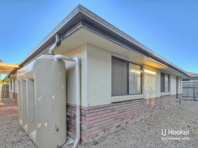 22 Lillydale Place, Calamvale QLD 4116