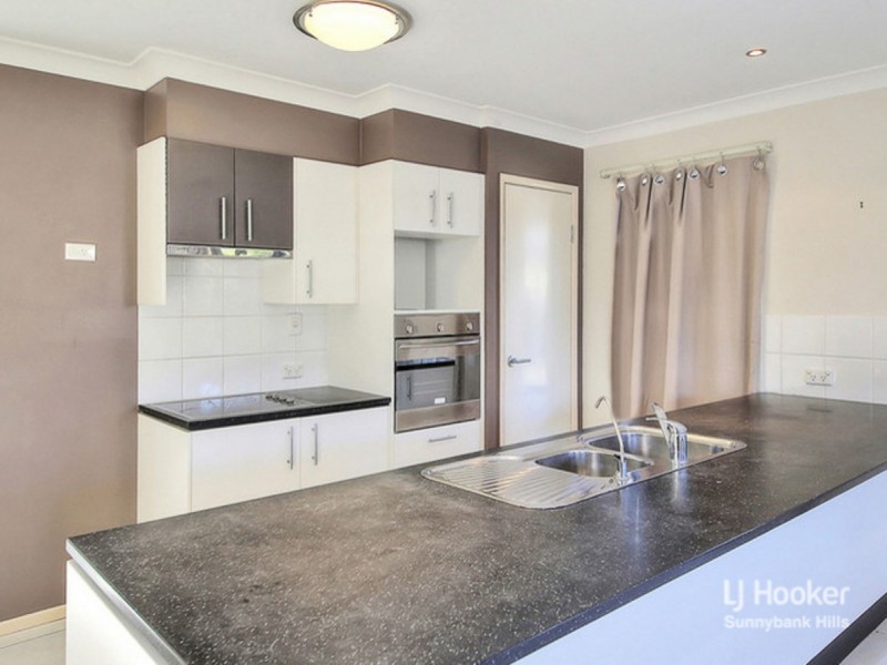 6 Simveesh Street, Calamvale QLD 4116