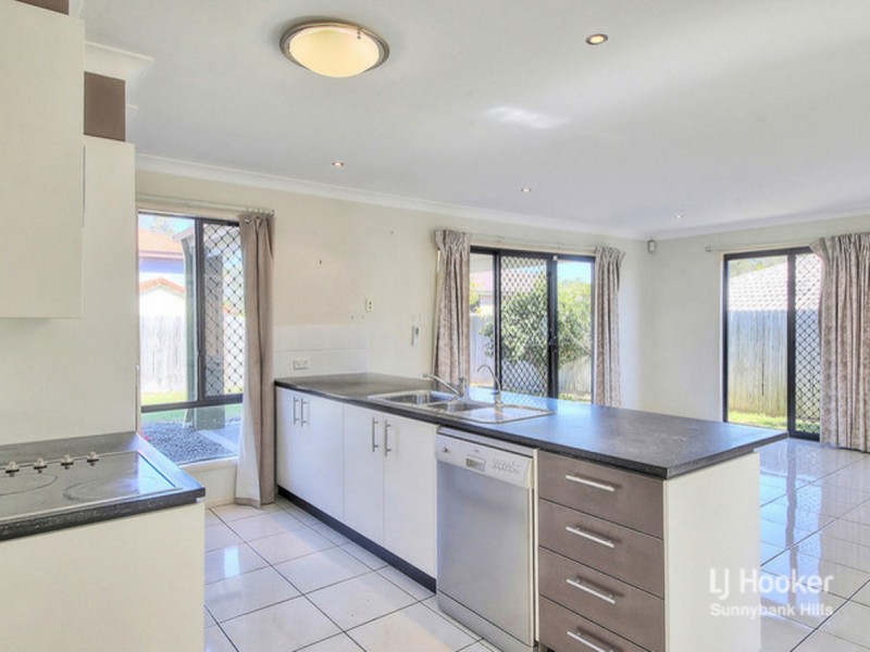 6 Simveesh Street, Calamvale QLD 4116