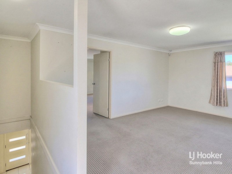 6 Simveesh Street, Calamvale QLD 4116