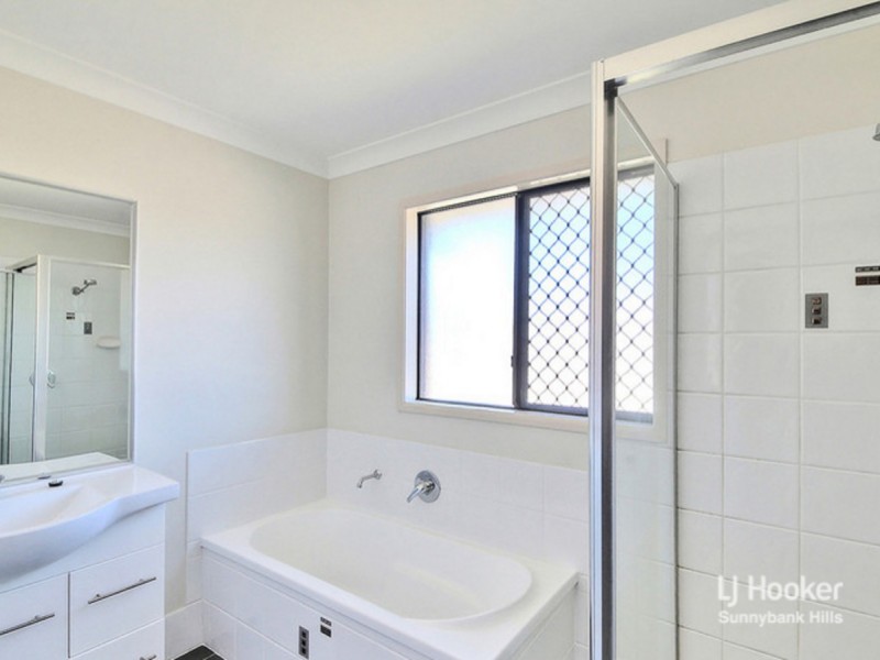 6 Simveesh Street, Calamvale QLD 4116