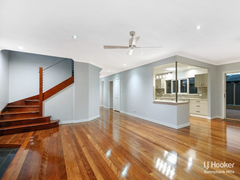 15 Romanette Street, Mansfield QLD 4122