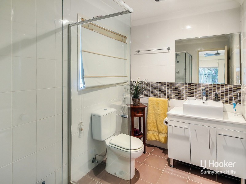 2 Umbel Place, Calamvale QLD 4116