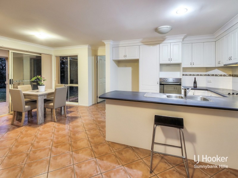 116 Bordeaux Street, Eight Mile Plains QLD 4113