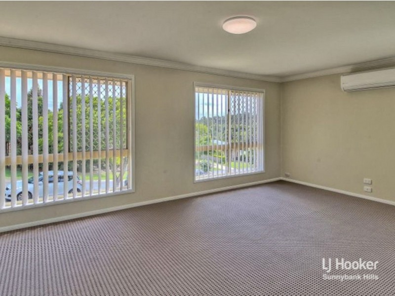 10 Bushpea Place, Kuraby QLD 4112