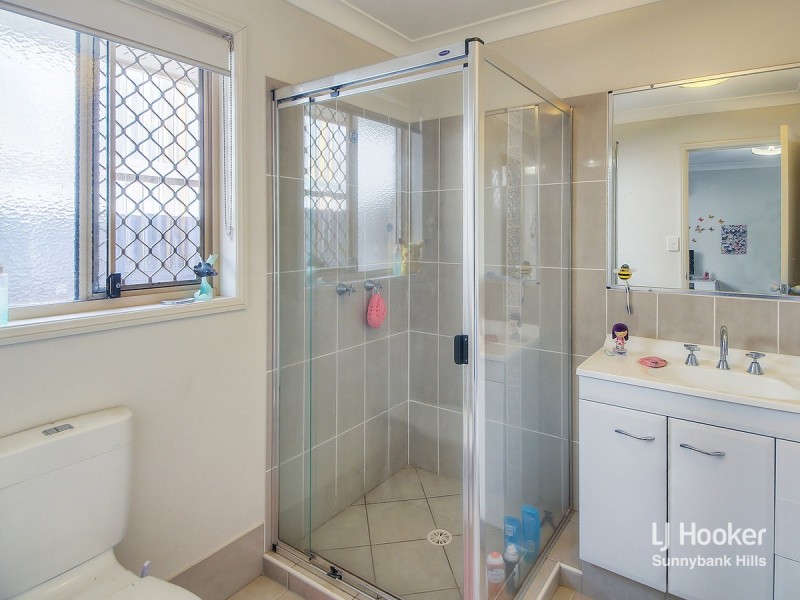 10 Wimbledon Street, Springfield Lakes QLD 4300