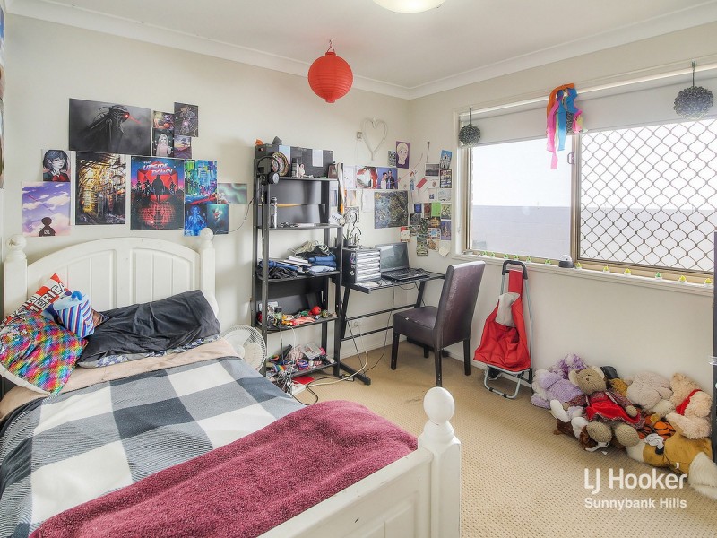 10 Wimbledon Street, Springfield Lakes QLD 4300