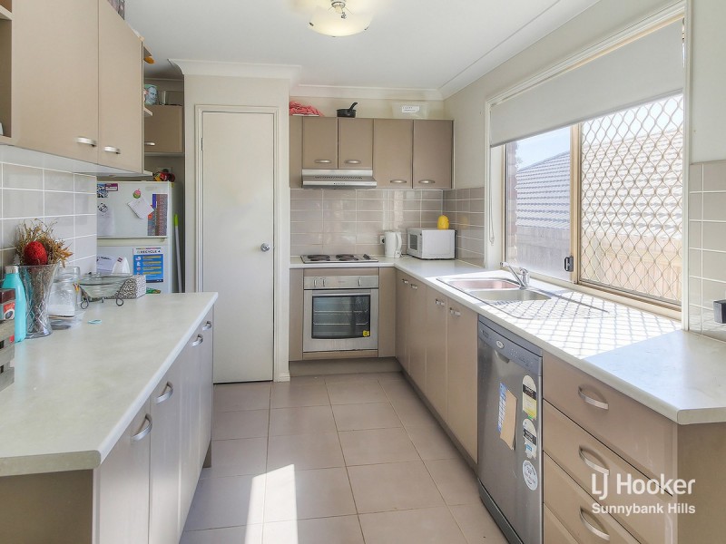 10 Wimbledon Street, Springfield Lakes QLD 4300