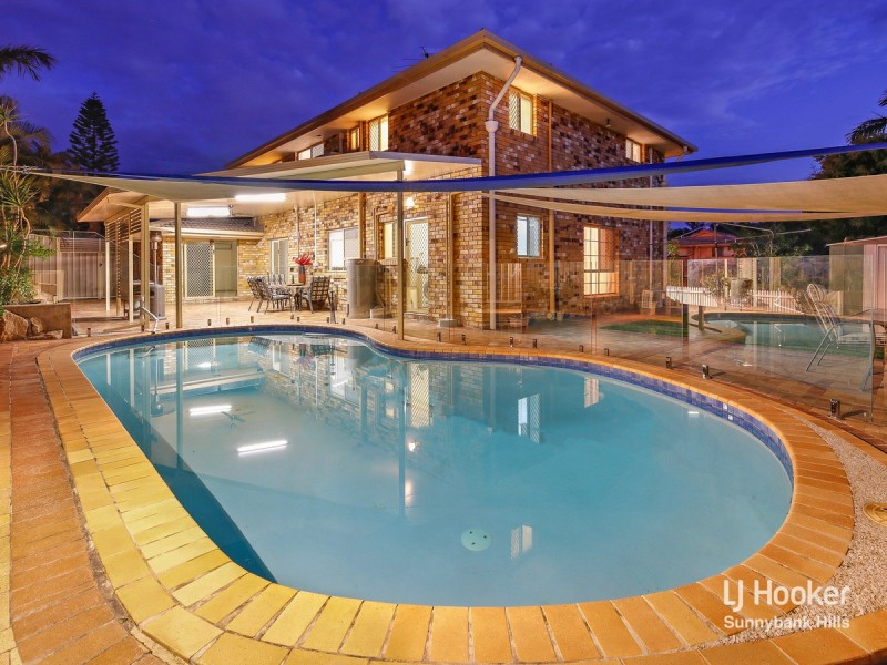 1 Cleveland Place, Stretton QLD 4116
