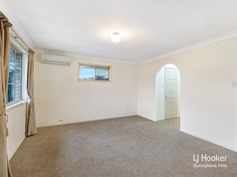 1 Cleveland Place, Stretton QLD 4116