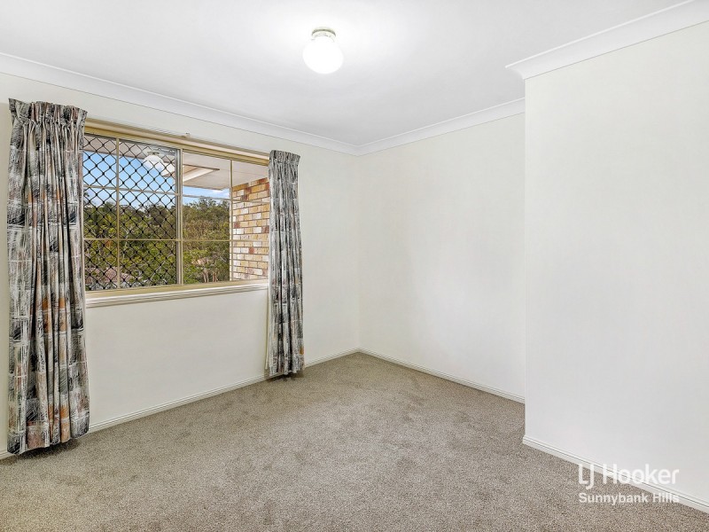 1 Cleveland Place, Stretton QLD 4116