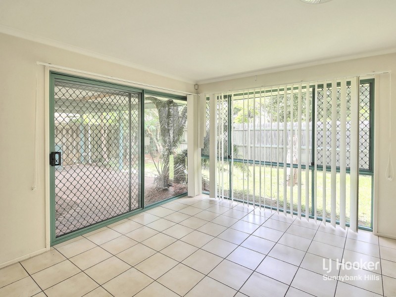 8 Benbek Circuit, Sunnybank Hills QLD 4109