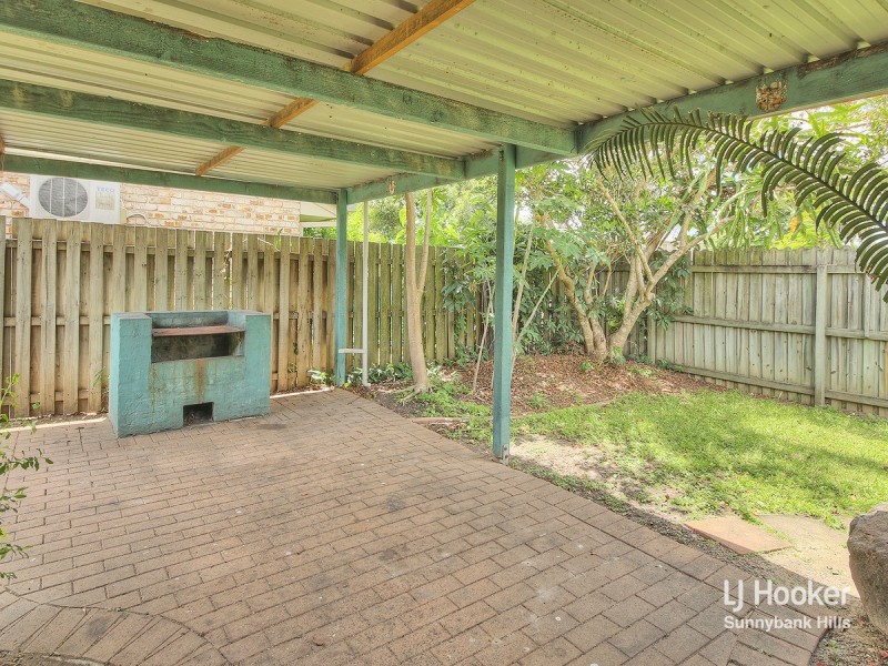 8 Benbek Circuit, Sunnybank Hills QLD 4109