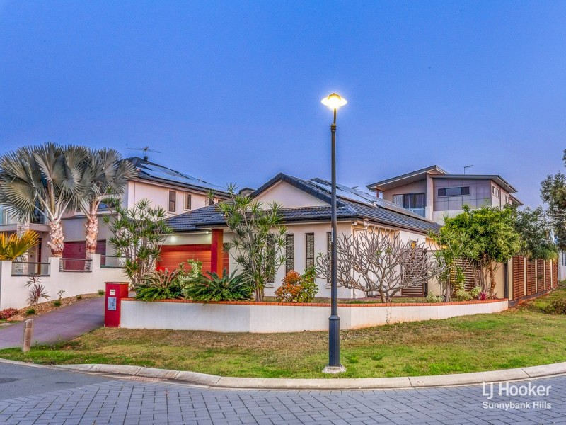 12 Walker Circuit, Eight Mile Plains QLD 4113