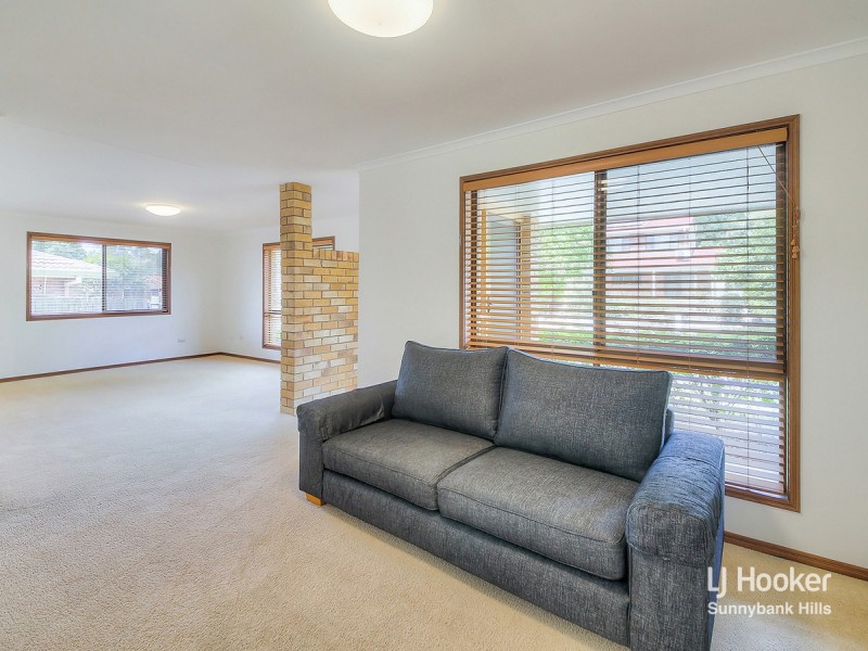 62 Honeywood Street, Sunnybank Hills QLD 4109