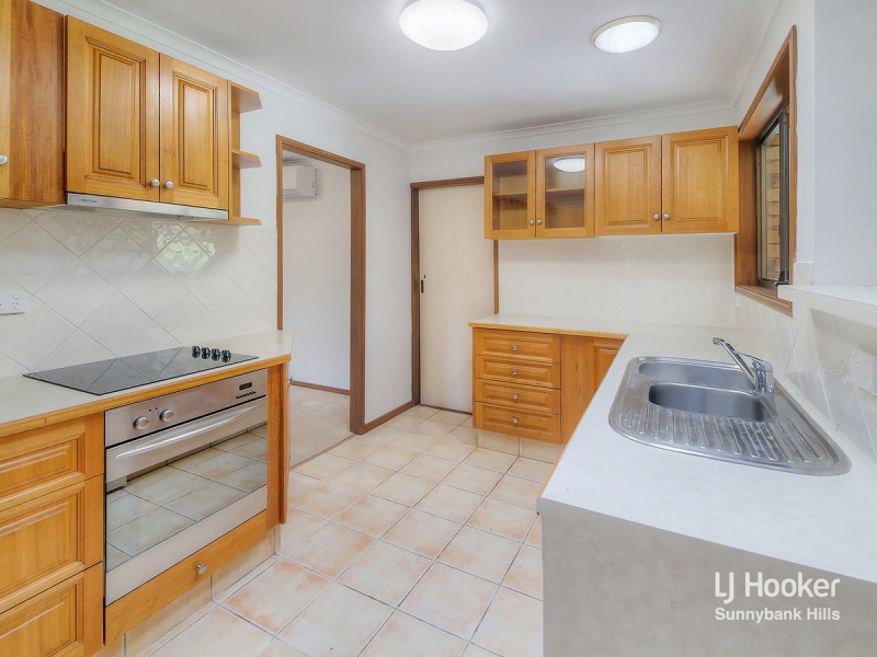 62 Honeywood Street, Sunnybank Hills QLD 4109