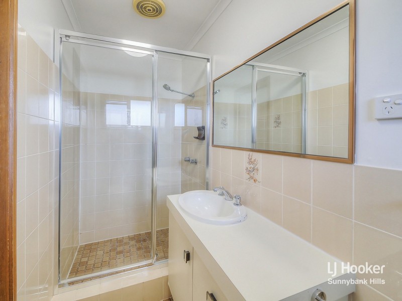 62 Honeywood Street, Sunnybank Hills QLD 4109