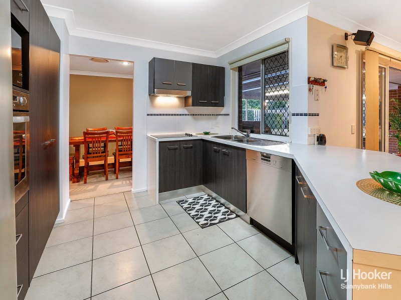 17 Goongarrie Crescent, Parkinson QLD 4115