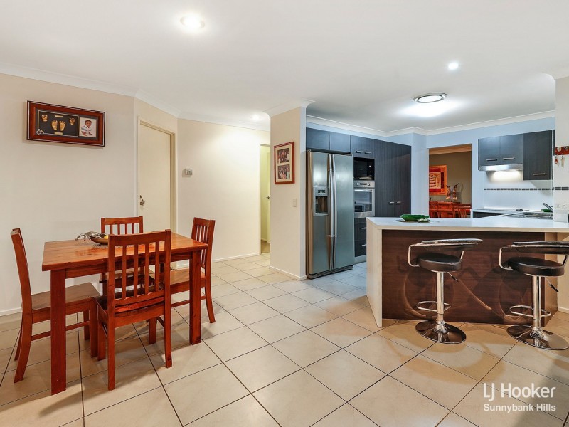17 Goongarrie Crescent, Parkinson QLD 4115