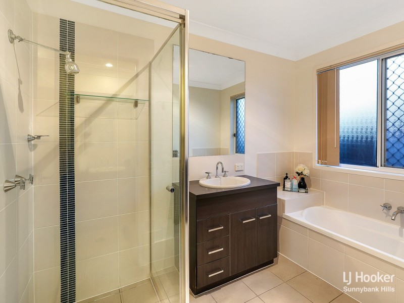 17 Goongarrie Crescent, Parkinson QLD 4115