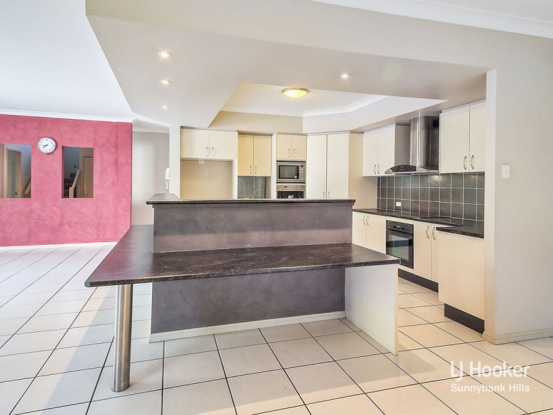 32 Catalina Court, Forest Lake QLD 4078