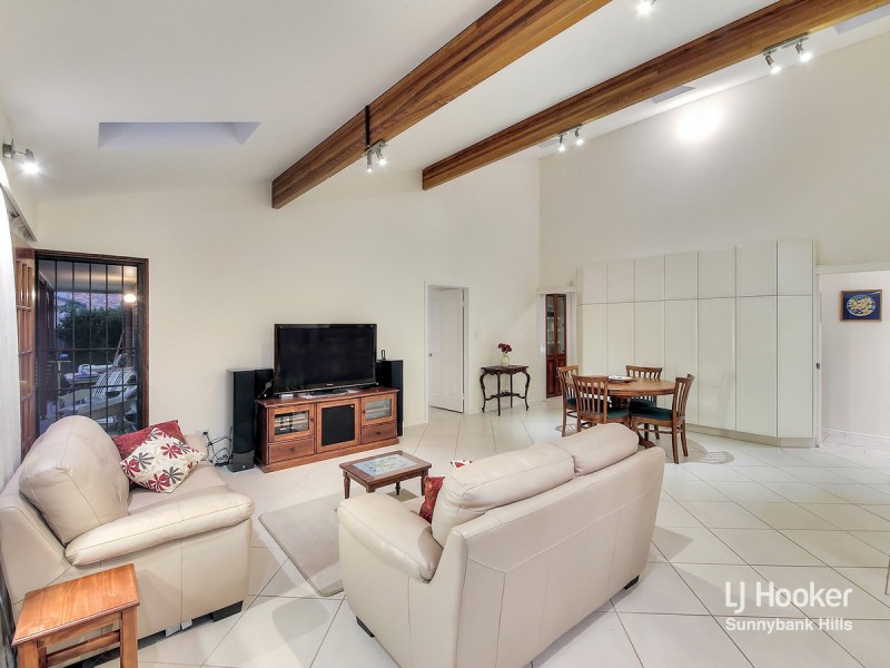 3 Halkin Street, Eight Mile Plains QLD 4113