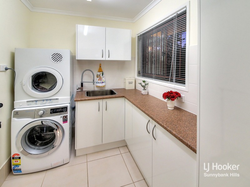 3 Halkin Street, Eight Mile Plains QLD 4113