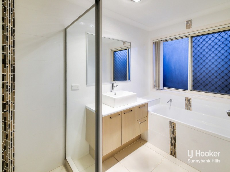 6 Harvey Place, Calamvale QLD 4116