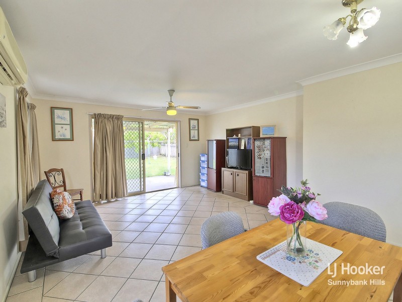 96 Ditton Road, Sunnybank Hills QLD 4109
