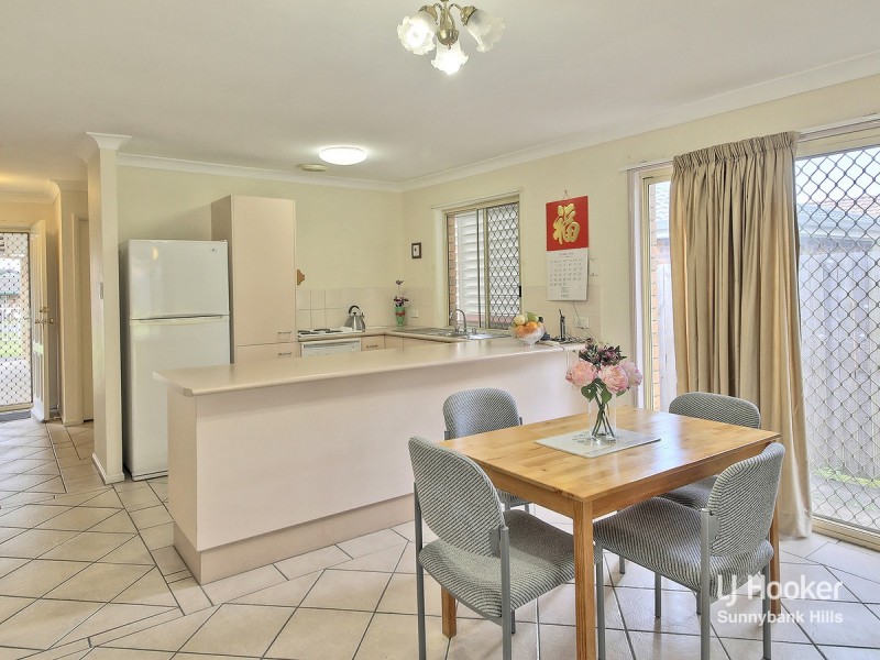 96 Ditton Road, Sunnybank Hills QLD 4109