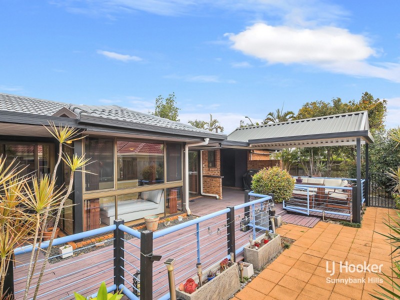 2 Dellforest Drive, Calamvale QLD 4116