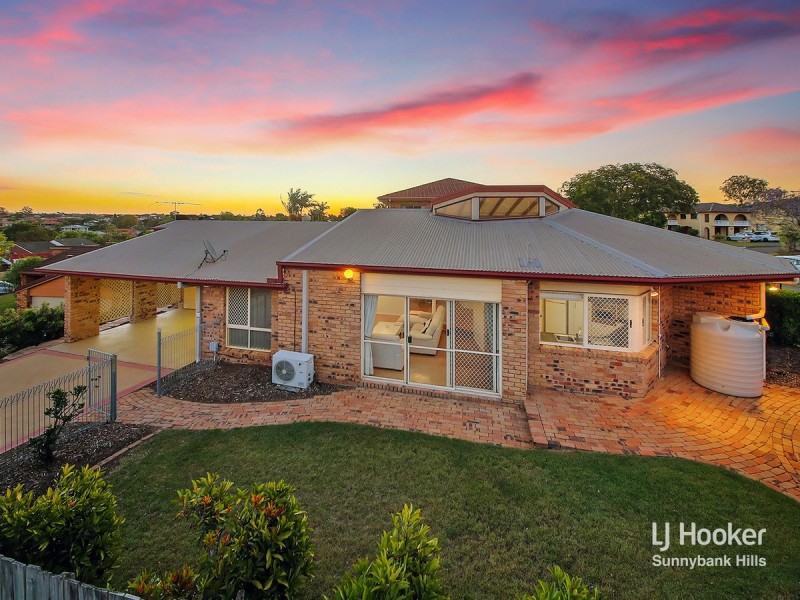 9 Bordeaux Street, Eight Mile Plains QLD 4113