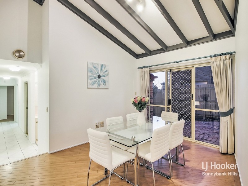 9 Bordeaux Street, Eight Mile Plains QLD 4113