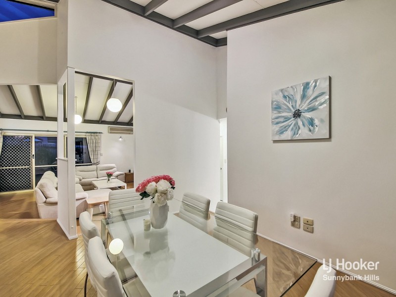 9 Bordeaux Street, Eight Mile Plains QLD 4113