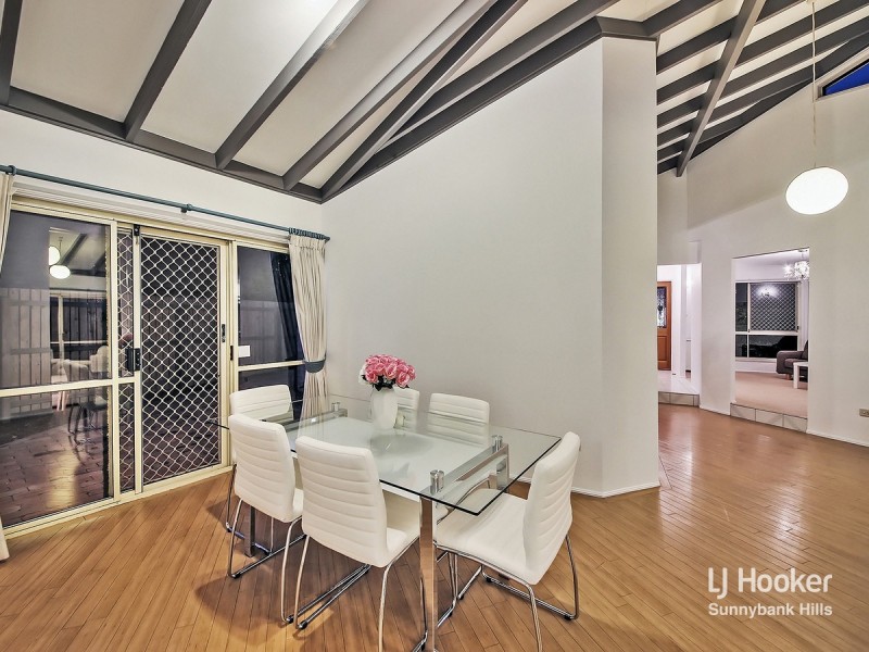 9 Bordeaux Street, Eight Mile Plains QLD 4113