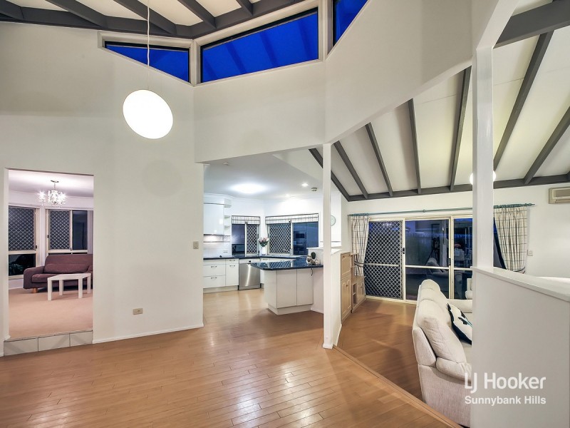 9 Bordeaux Street, Eight Mile Plains QLD 4113