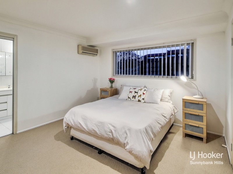 9 Bordeaux Street, Eight Mile Plains QLD 4113