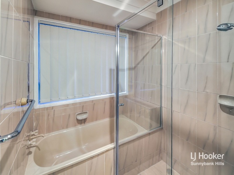 9 Bordeaux Street, Eight Mile Plains QLD 4113