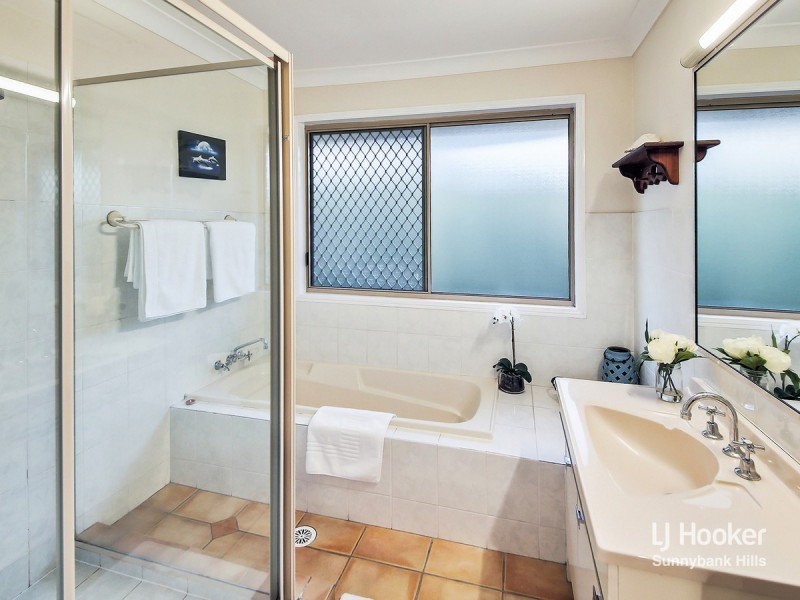 20 Ingluna Circuit, Eight Mile Plains QLD 4113