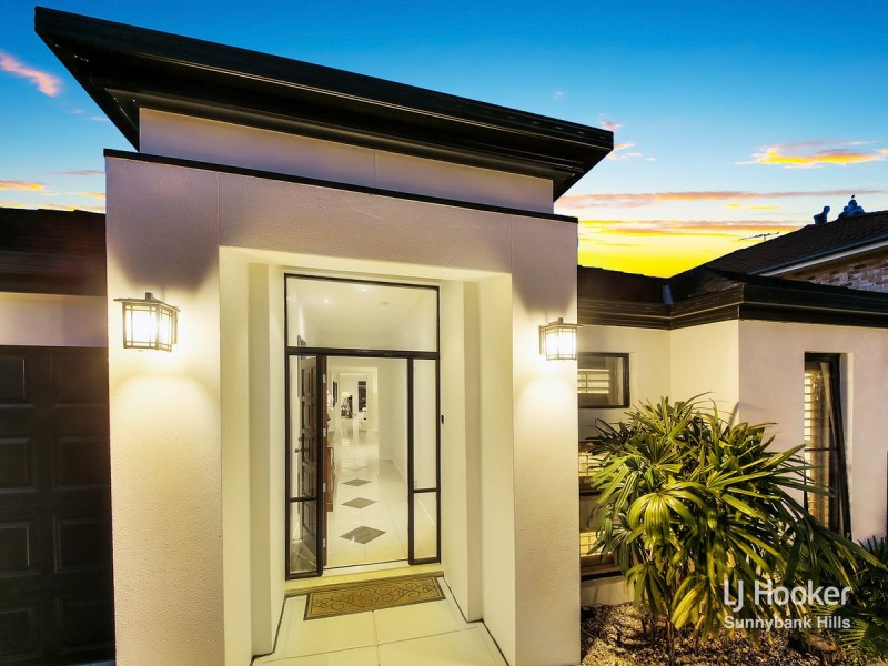 23 Silverbirch Close, Eight Mile Plains QLD 4113