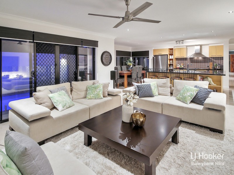 23 Silverbirch Close, Eight Mile Plains QLD 4113