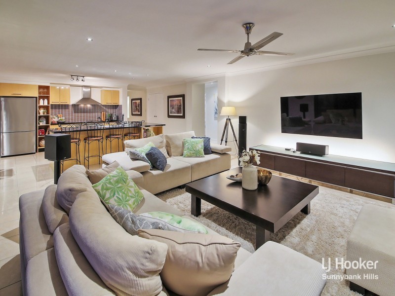 23 Silverbirch Close, Eight Mile Plains QLD 4113