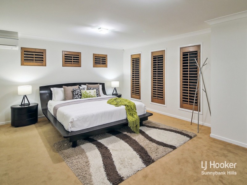 23 Silverbirch Close, Eight Mile Plains QLD 4113