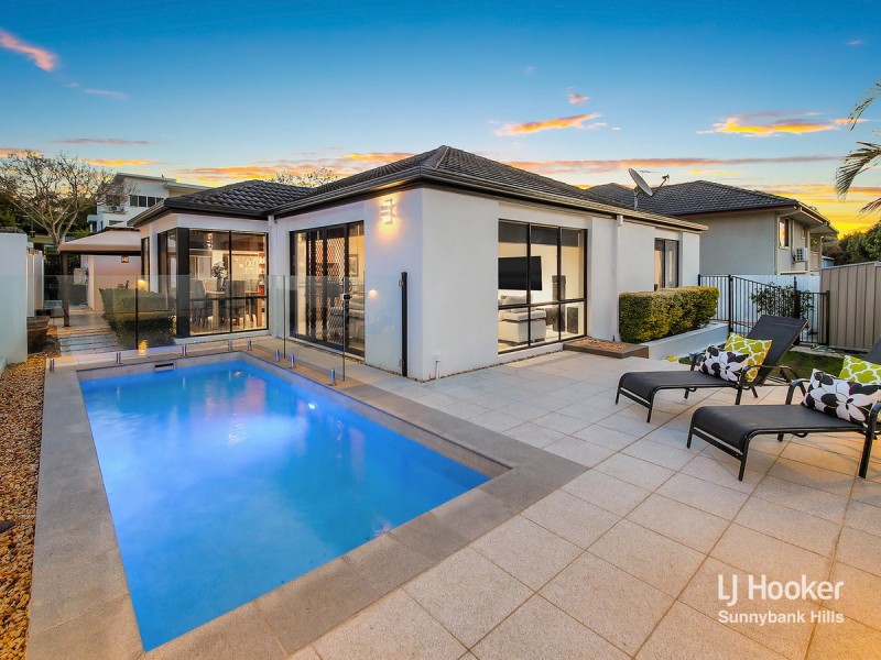 23 Silverbirch Close, Eight Mile Plains QLD 4113