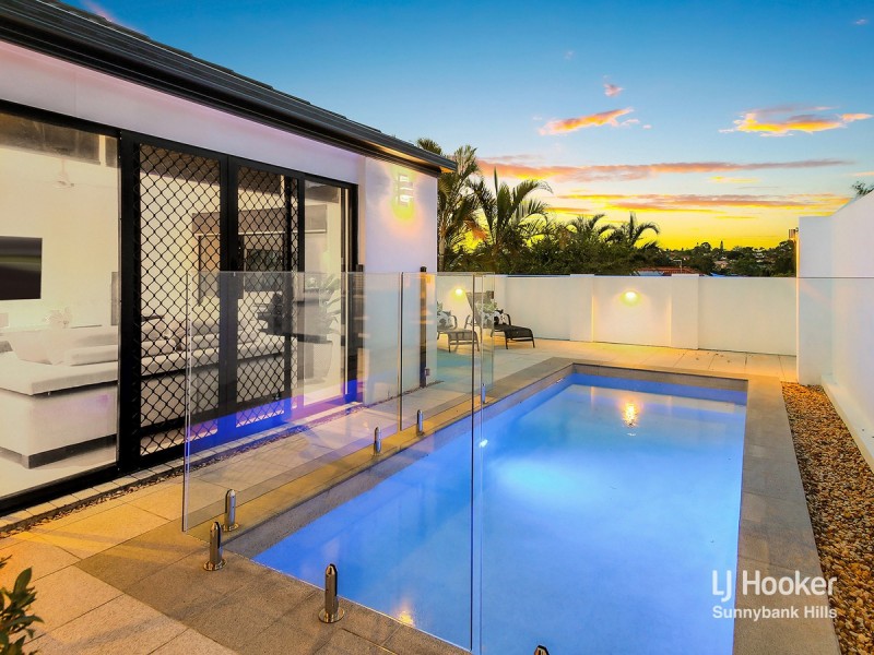 23 Silverbirch Close, Eight Mile Plains QLD 4113