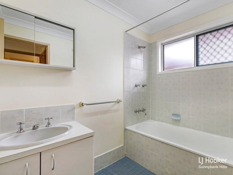 172 Morden Road, Sunnybank Hills QLD 4109