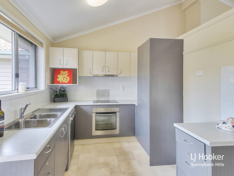 121 Jackson Road, Sunnybank Hills QLD 4109