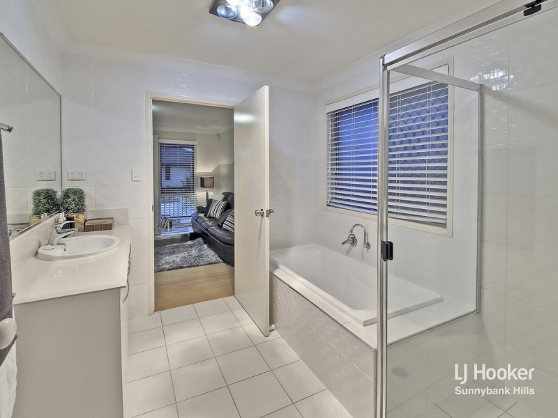 40 Semper Place, Calamvale QLD 4116