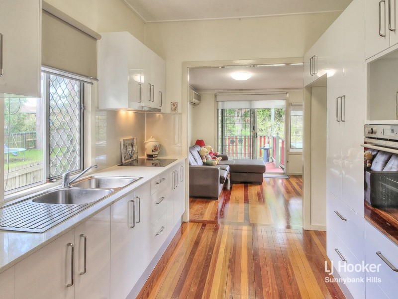 1 Wedmore Street, Mount Gravatt East QLD 4122