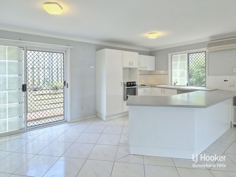 6 Van Wirdum Place, Calamvale QLD 4116